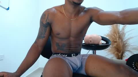 liam_bolt online show from 04.08.26