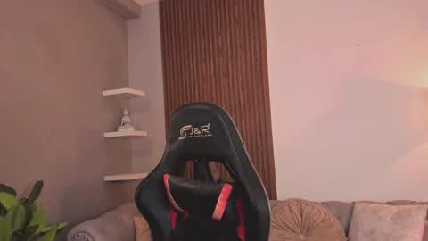 Snapshot of liam_colliins chatting on 02.07.26 Liam Collins online show from 02.07.26