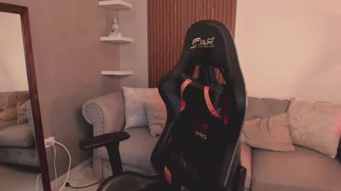 Snapshot of liam_colliins chatting on 02.12.26 Liam Collins online show from 02.12.26