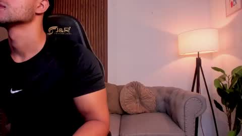 Liam Collins online show from 06.05.26