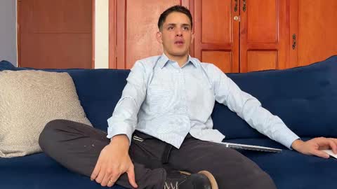 Liam online show from 12.14.25