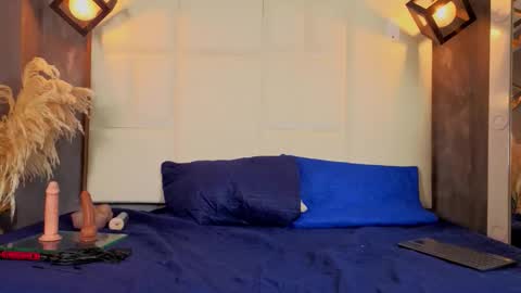 Liam forest  online show from 01.17.26