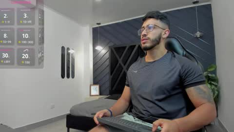 LIAM KLEIN online show from 11.18.25