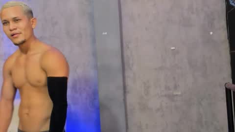 liam_knight online show from 11.27.25