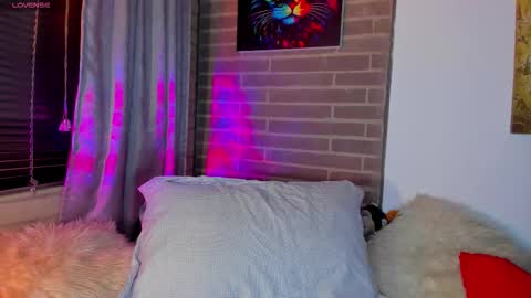 Snapshot of liam_oficial chatting on 01.08.26 liam online show from 01.08.26