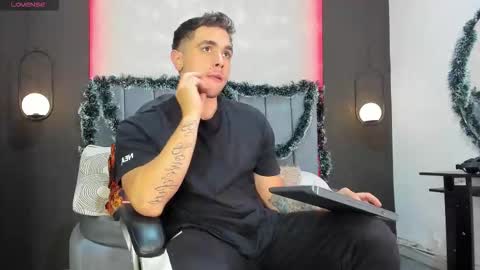 Liam online show from 11.27.25