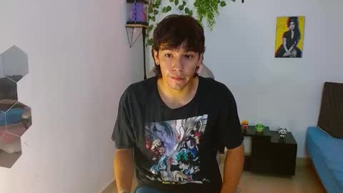 Snapshot of liam_xul chatting on 10.30.25 liamxul online show from 10.30.25