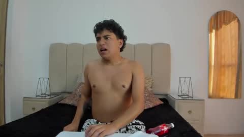 Snapshot of liamandjordan chatting on 12.13.25 LiamANDjordan online show from 12.13.25