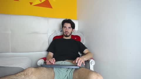 LiamLuxe online show from 02.01.25