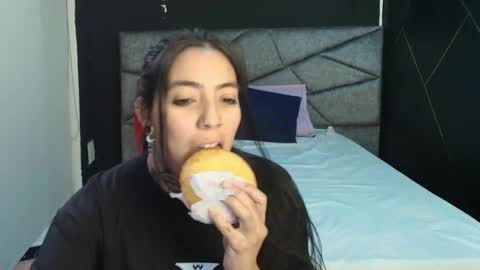 L I A M O N R O E online show from 11.30.25