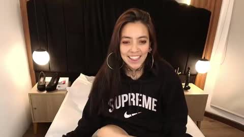 L I A M O N R O E online show from 03.07.26