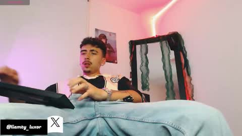 Liam online show from 01.10.26