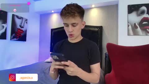 Snapshot of liamwild20 chatting on 02.02.26 liam online show from 02.02.26