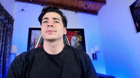 Snapshot of liamwyatt_ chatting on 10.22.25 liamwyatt_ online show from 10.22.25