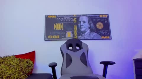    online show from 01.06.25