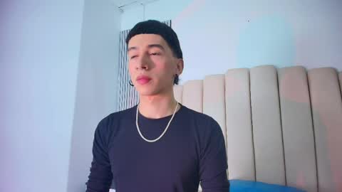 lian_cameron online show from 06.02.26