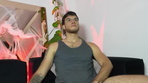 Lian Oconner online show from 10.15.25