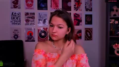 Snapshot of liana_best chatting on 07.11.26 Li online show from 07.11.26