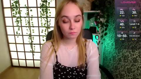 Liana online show from 12.11.24