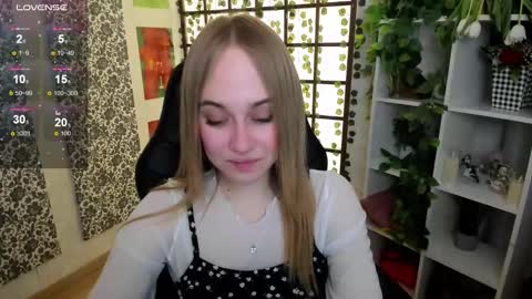 Liana online show from 03.10.25