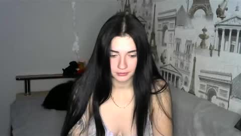 liana_diva online show from 12.24.24