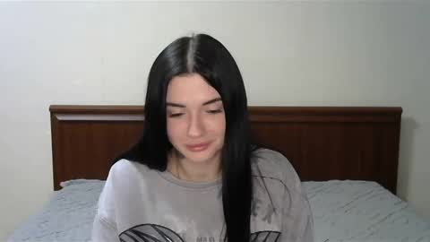 liana_diva online show from 03.12.25