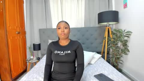 Lianasmith online show from 04.05.26