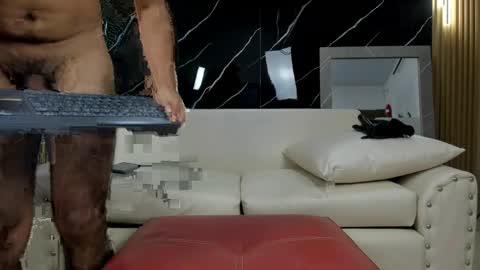 Liang online show from 04.10.26