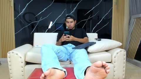 Liang online show from 04.16.26