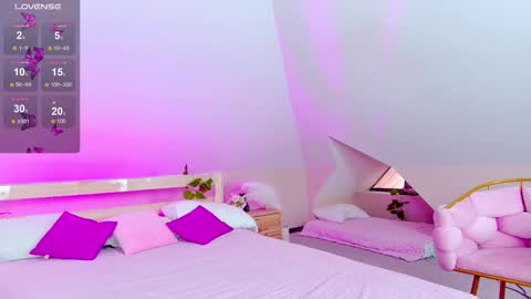 Snapshot of liann_stark chatting on 11.17.25 Lian online show from 11.17.25