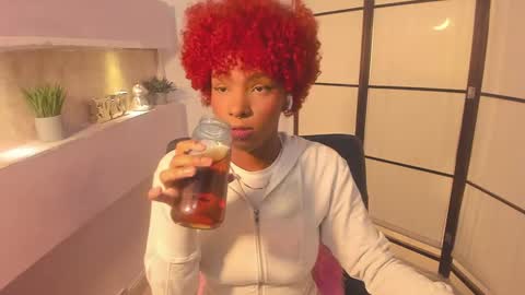 LiannaDixon online show from 01.05.25