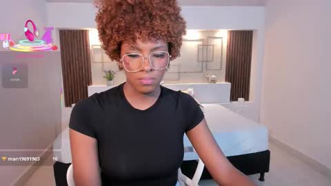 Lianna Dixon online show from 10.10.25