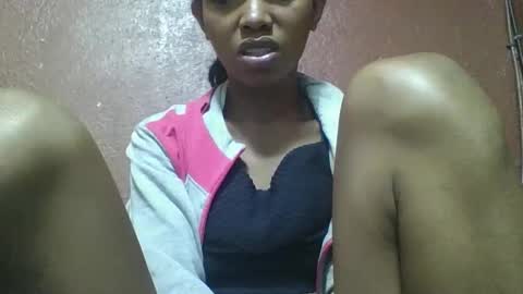 Snapshot of liaraisha chatting on 09.24.25 liaraisha online show from 09.24.25