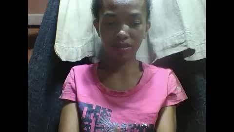 Snapshot of liaraisha chatting on 11.18.25 liaraisha online show from 11.18.25