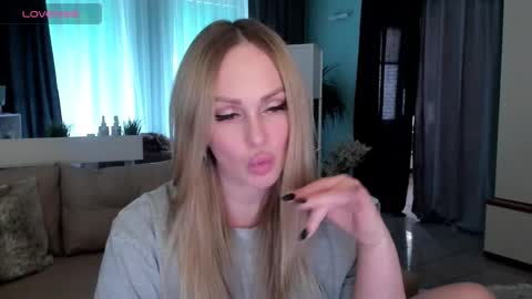 Libby online show from 02.12.25