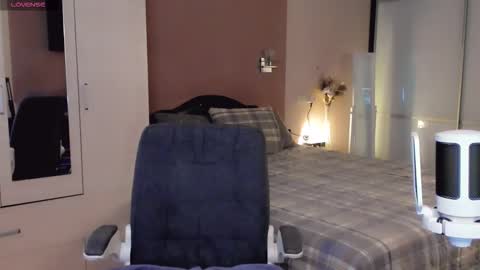 Libby online show from 11.21.25