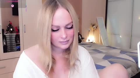 Snapshot of libby_nora chatting on 01.12.26 Libby online show from 01.12.26