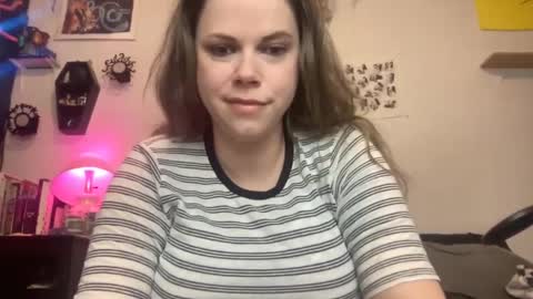 Libby Deetz online show from 01.11.25