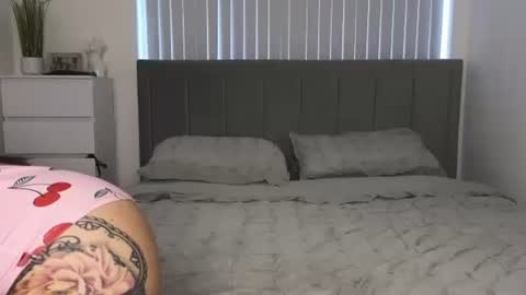 Snapshot of libbyloveheartx chatting on 01.05.25 Libby online show from 01.05.25