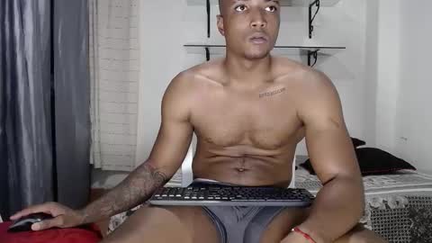 damian Surprise me with your gifts lovers online show from 04.04.26