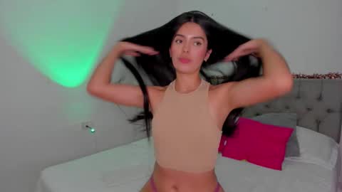 Maddie  online show from 10.25.25