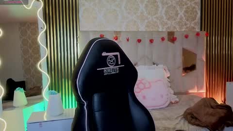 LIHIAN online show from 04.01.26