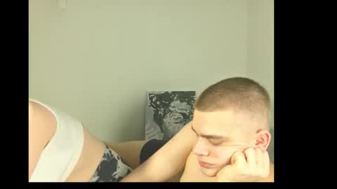 Snapshot of lii_gong_ chatting on 02.25.26 lii_gong_ online show from 02.25.26