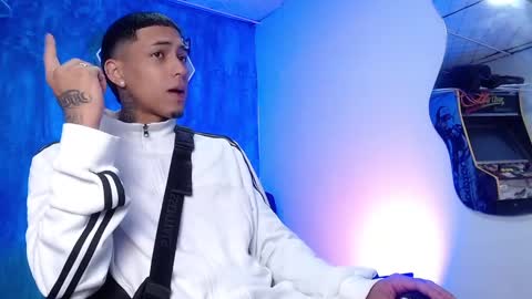 Snapshot of liiaam_lee_ chatting on 01.03.25 Daniel online show from 01.03.25