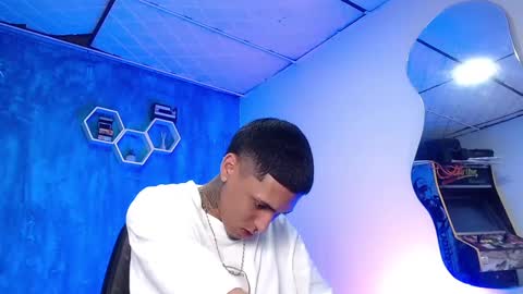 Snapshot of liiaam_lee_ chatting on 01.11.25 Daniel online show from 01.11.25