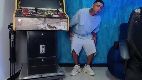 Snapshot of liiaam_lee_ chatting on 01.30.25 Daniel online show from 01.30.25