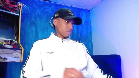 Snapshot of liiaam_lee_ chatting on 02.04.25 Daniel online show from 02.04.25