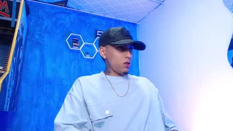 Snapshot of liiaam_lee_ chatting on 02.25.25 Daniel online show from 02.25.25