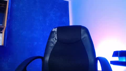 Snapshot of liiaam_lee_ chatting on 02.28.25 Daniel online show from 02.28.25