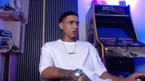 Snapshot of liiaam_lee_ chatting on 03.04.25 Daniel online show from 03.04.25